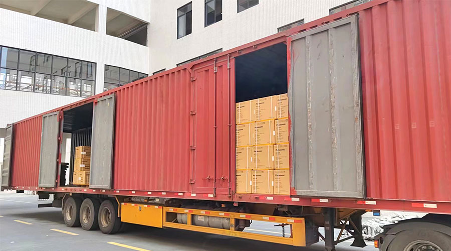 使命必達！高效完成國內(nèi)知名品牌客戶迷你洗衣機裝柜發(fā)貨